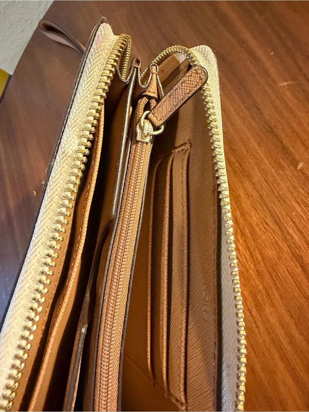 Michael Kors Tan & Cream Signature Zip Wallet Wristlet